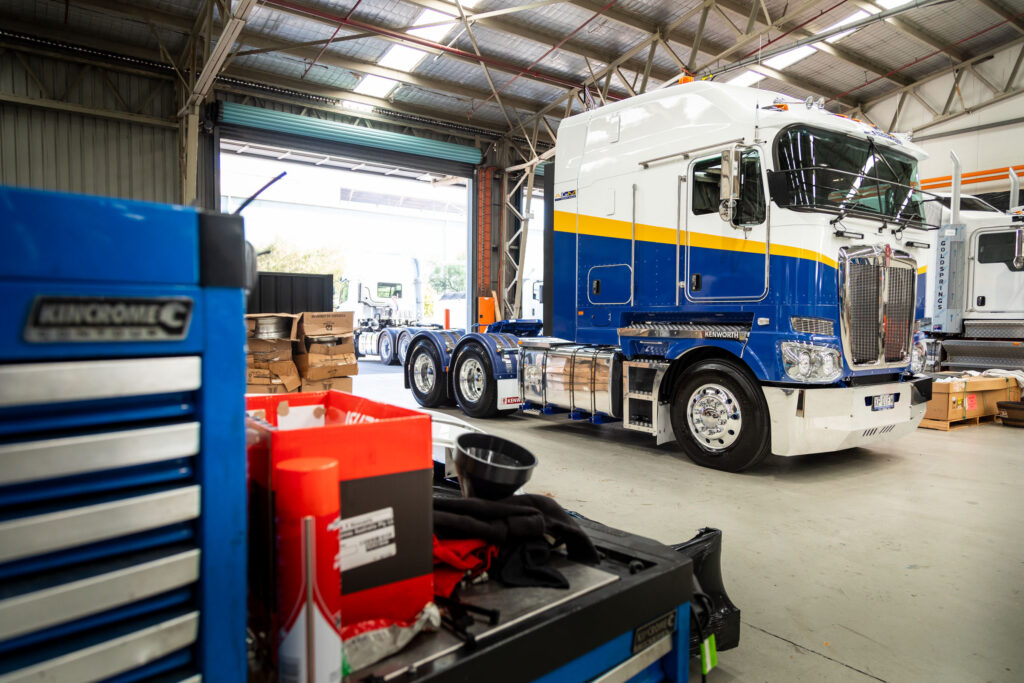 Groundlvl - AGM Kenworth Delivery - 006 - WebRes